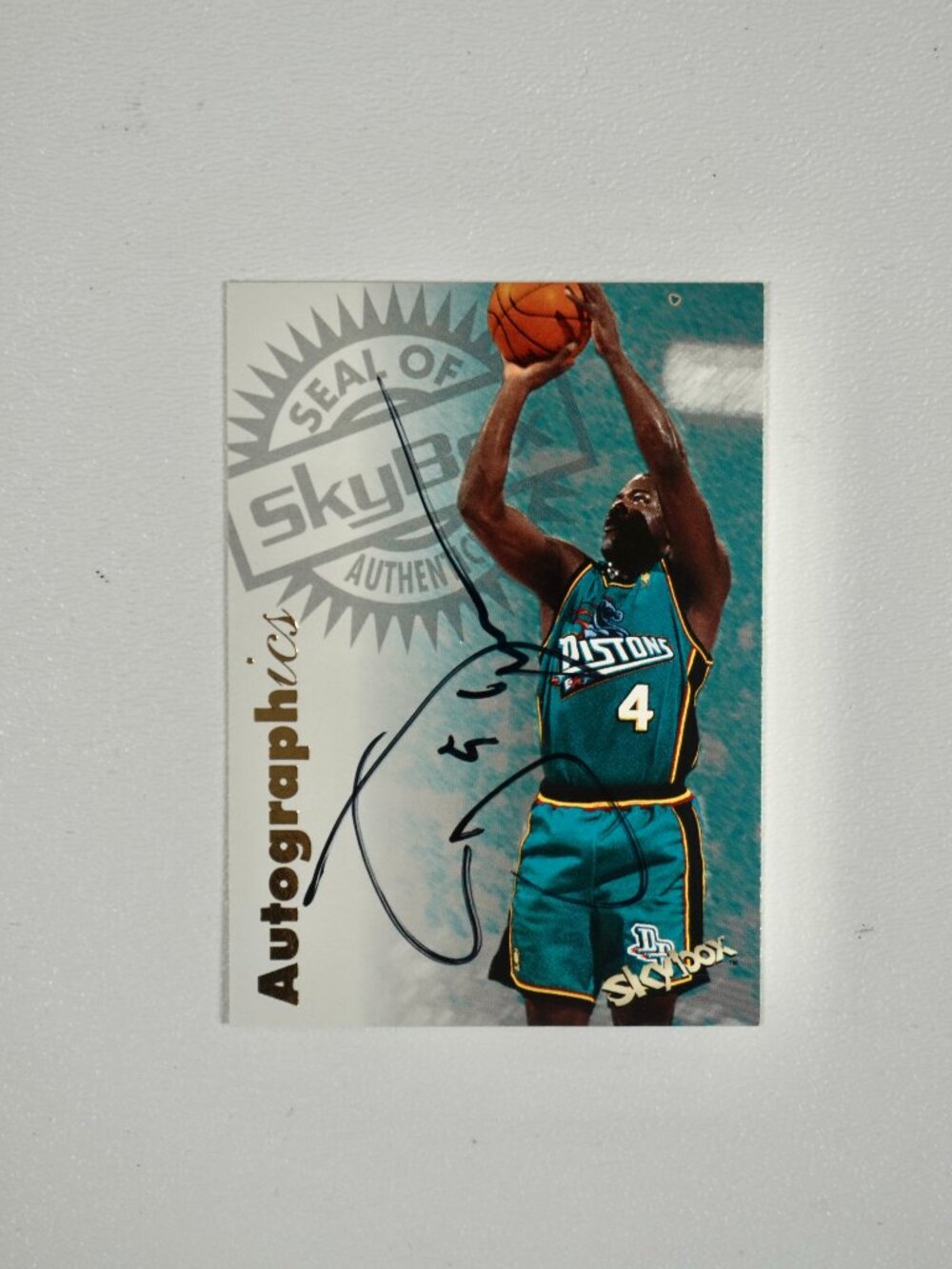 1997-98 SKYBOX PREMIUM AUTOGRAPHICS JOE DUMARS AUTO AUTOGRAPH PISTONS